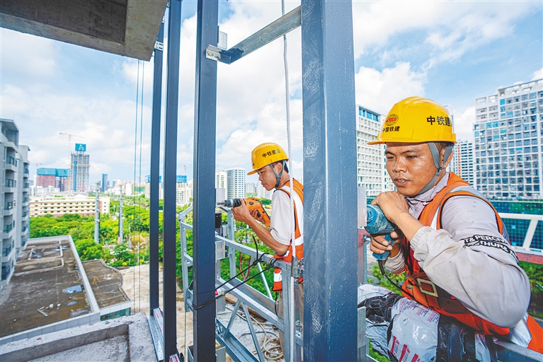 三亞中央商務區(qū)企業(yè)孵化基地項目封頂