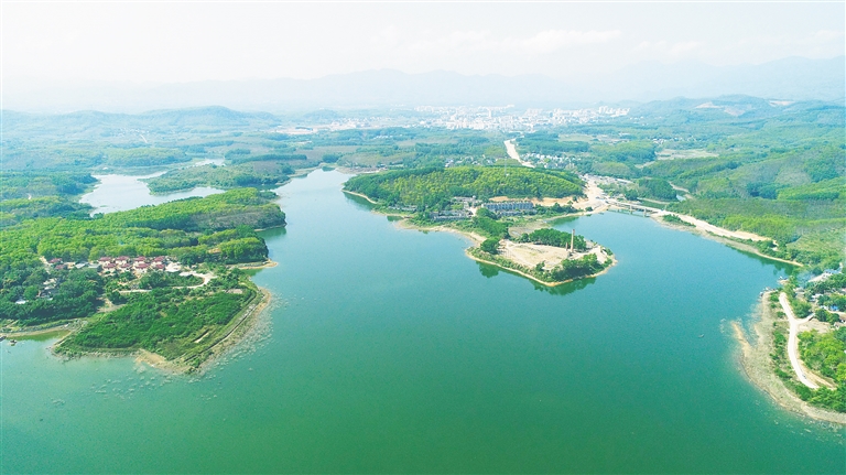 白沙以水環(huán)境綜合治理為突破口，建設(shè)生態(tài)宜居家園